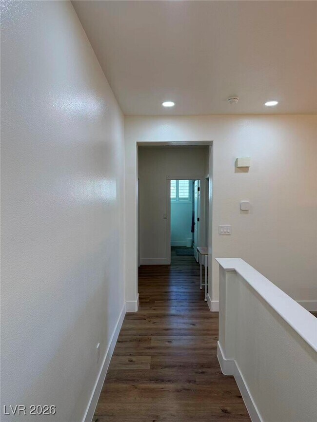 Building Photo - 605 Runbridge St