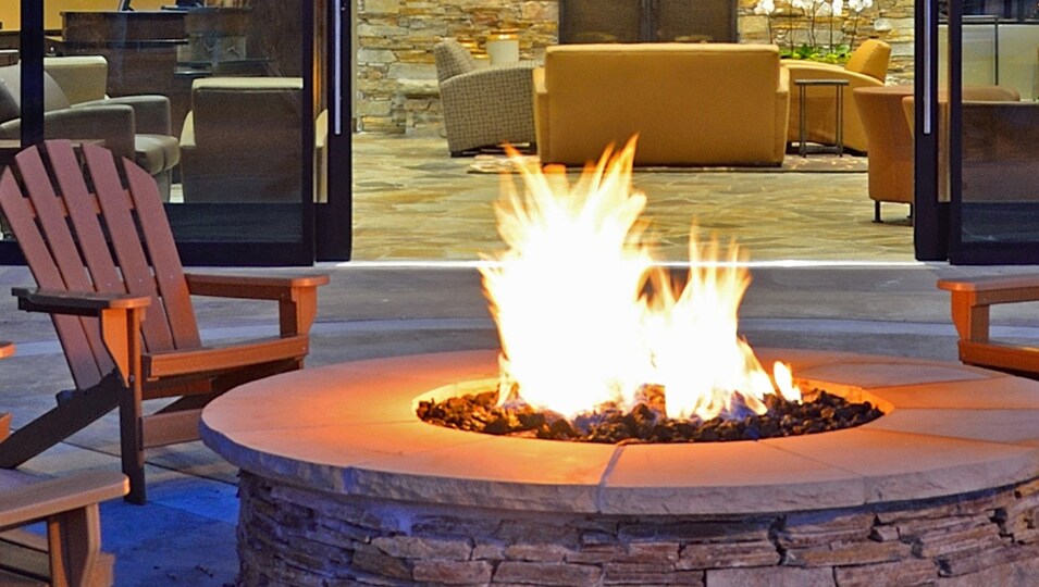 Fire pit - 2175 Sidewinder Dr