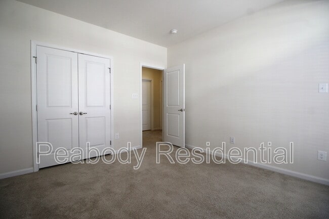 Building Photo - 13615 Air and Space Museum Pkwy