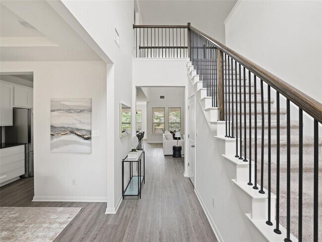 Building Photo - 1328 Brescia Walk