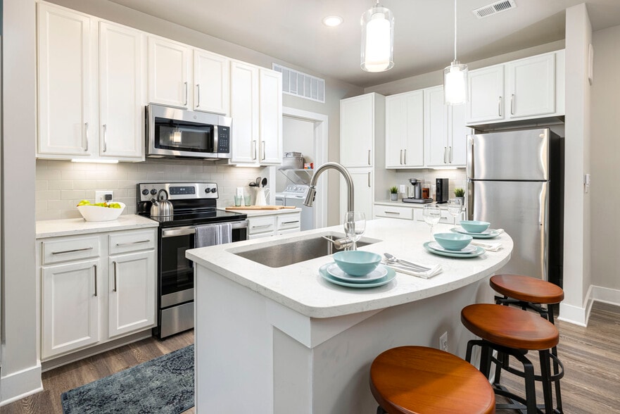 Building Photo - The Tyde Apartments