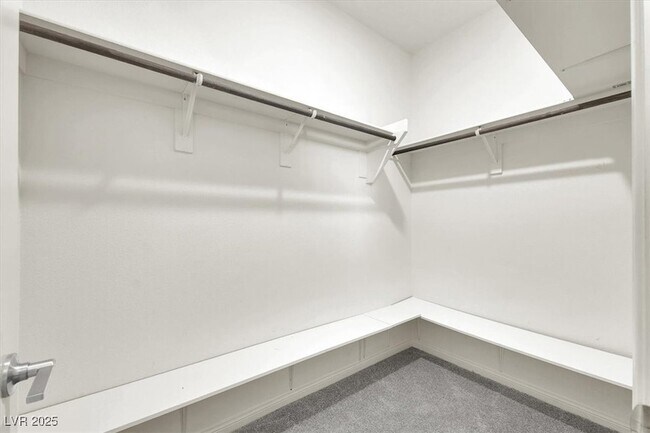 Building Photo - 4709 N Park St