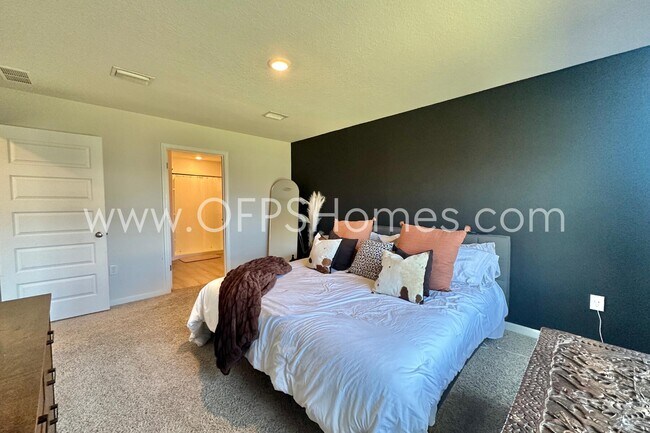 Building Photo - 4659 Honor Guard Wy