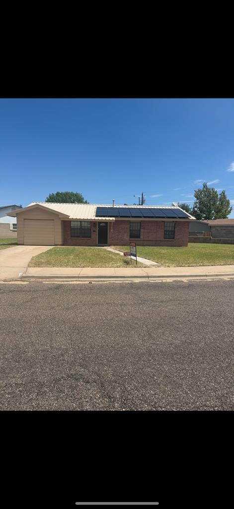 Building Photo - 4716 Devonian Ave