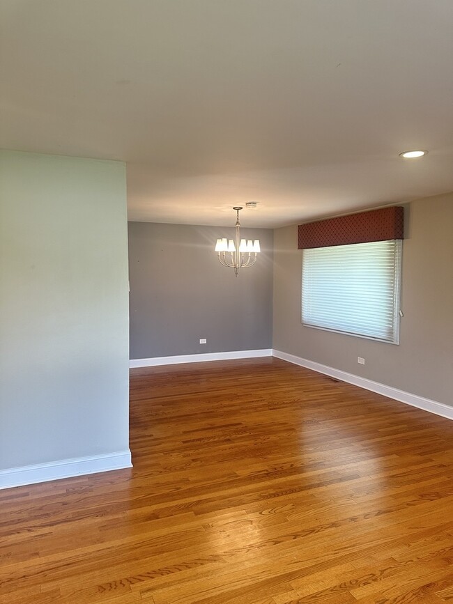 Building Photo - 1718 Valley Forge Pl