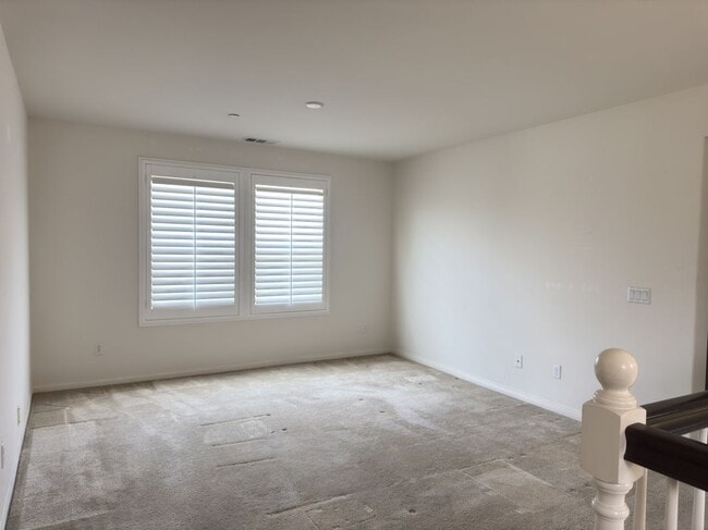 Building Photo - 7181 Logsdon Dr