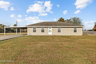 Building Photo - 1026 Carmen Dr