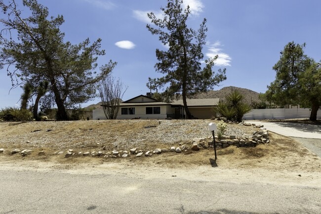 Building Photo - 60237 Natoma Trail