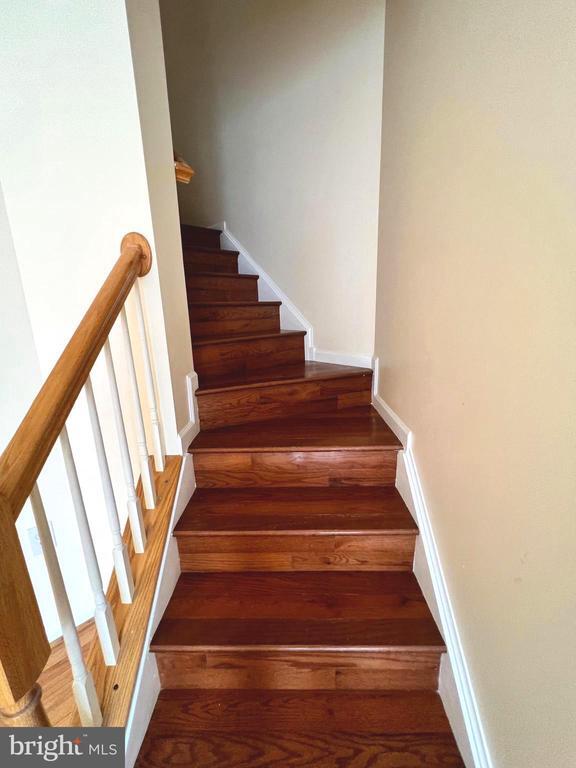 Building Photo - 19 Bruce Dr