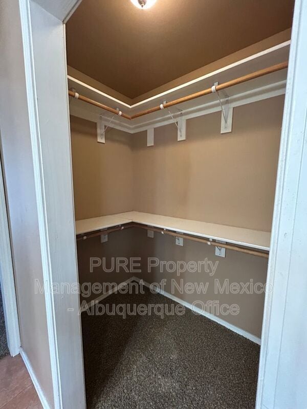 Building Photo - 6025 Arroyo Dr