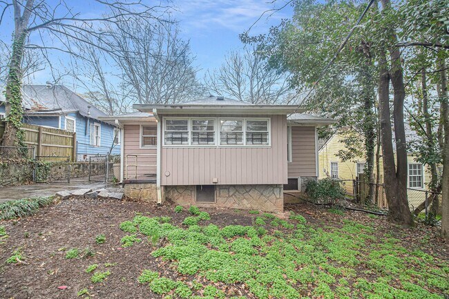 Building Photo - 2 bdrm, 1 bath in East Atlanta