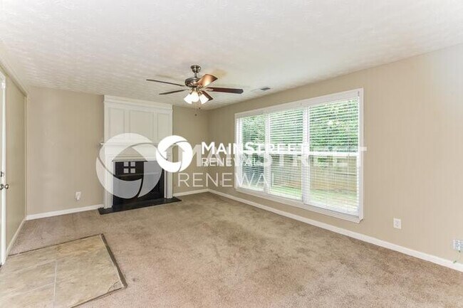 Building Photo - 3 Bedroom Pet-Friendly Home in Decatur, GA...