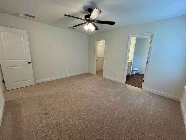 Building Photo - UPCOMING LISTING