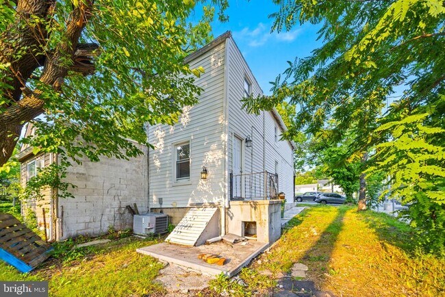 Building Photo - 4406 St Georges Ave.