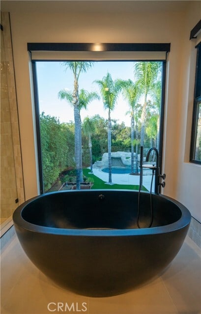 Building Photo - 17437 Oak Creek Ct