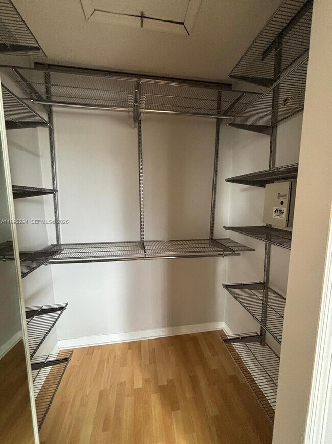 Building Photo - 6272 SW 139th Ave