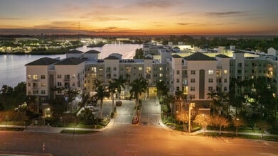 Building Photo - Portico