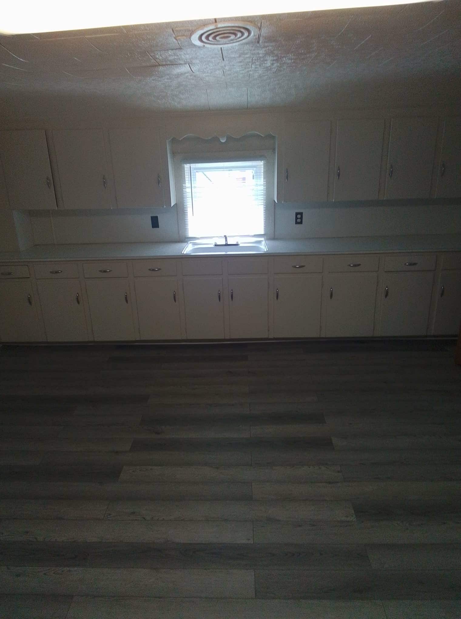 Building Photo - 226 Curry Ct