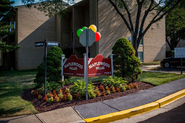 Maplewood Villas Apartments Signage 07 - Maplewood Villas
