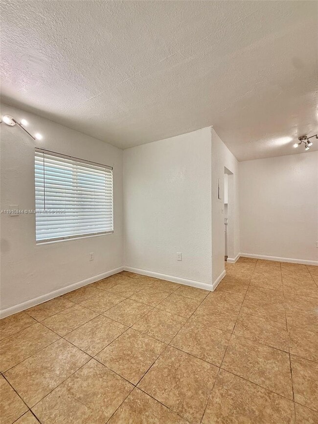 Building Photo - 10 NW 77th St