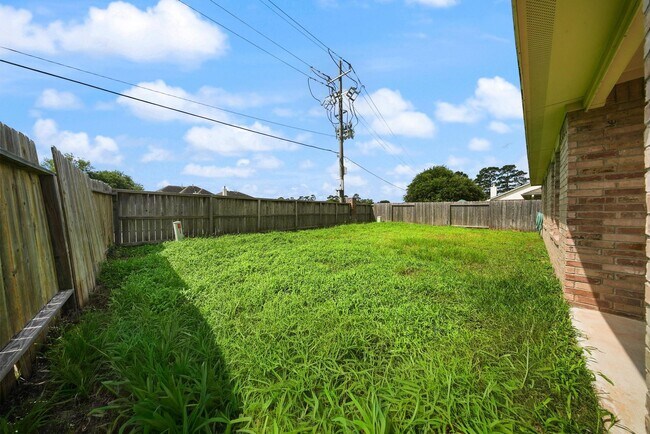 Building Photo - 5015 Bridgecrossing Ct