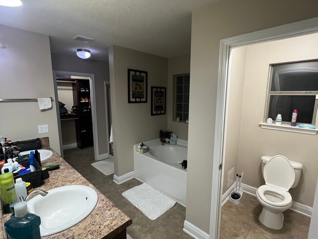 Building Photo - 11412 Aruba Dr