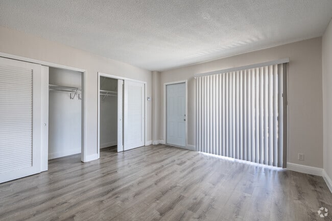 1BR, 1BA - Pompano Harbor