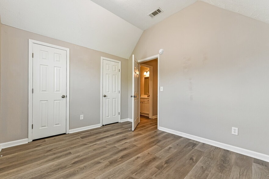 Building Photo - 1103 Phelissa Dr