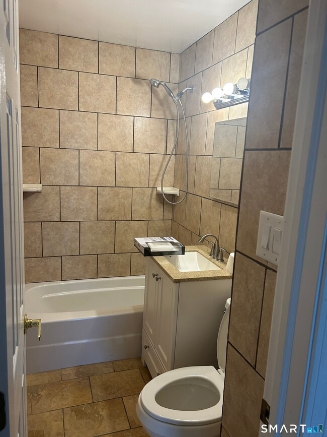 Building Photo - 26 Sunnydale Rd