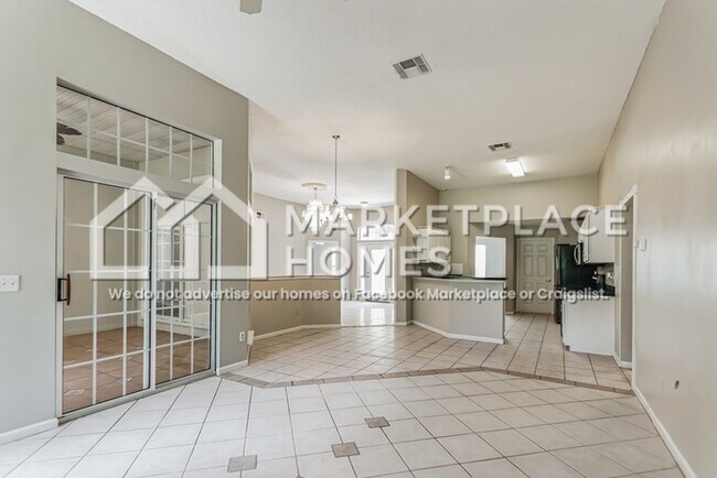 Building Photo - 508 N Bridgestone Ave