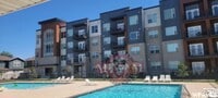 Building Photo - Great 3 Bed 2 Bath Sandy Condo!!