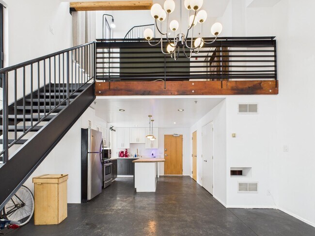 Building Photo - 3116 Adeline St