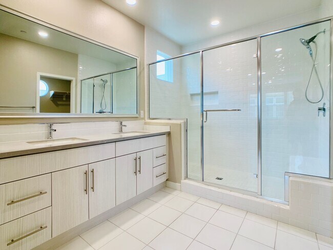 Building Photo - Modern 4BR Home in Irvine Great Park | Resort-Style Amenities & Top Schools