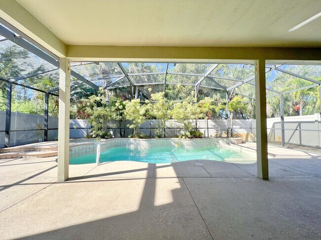Building Photo - 2532 Glenridge Cir