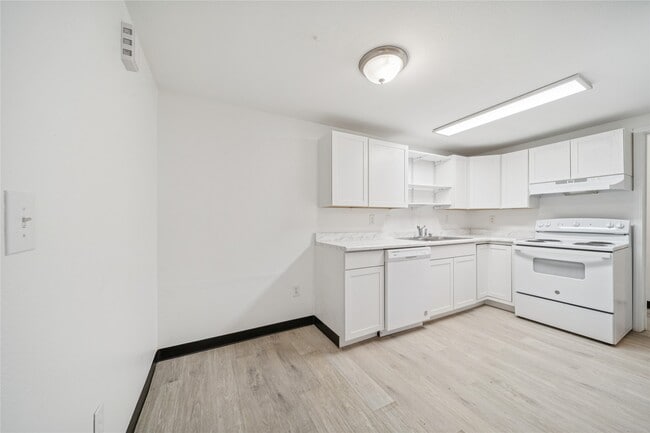 Building Photo - 12332 End St