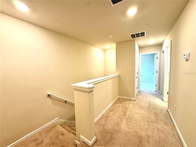 Building Photo - 10904 Leafshore Lp