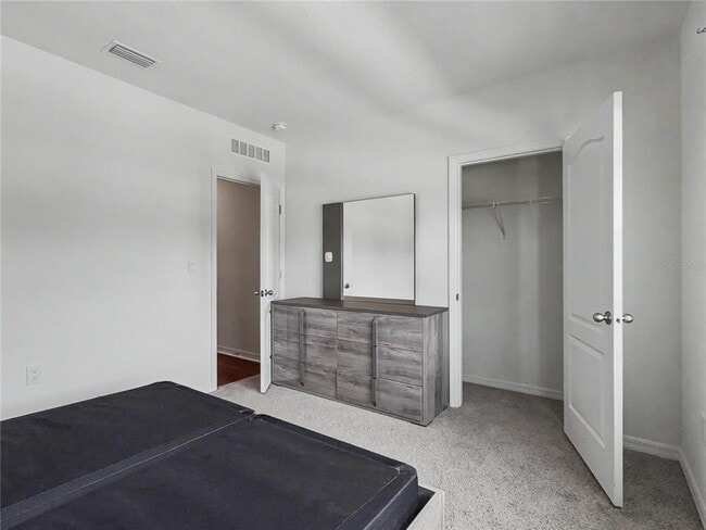 Building Photo - 2085 Doe Run Dr