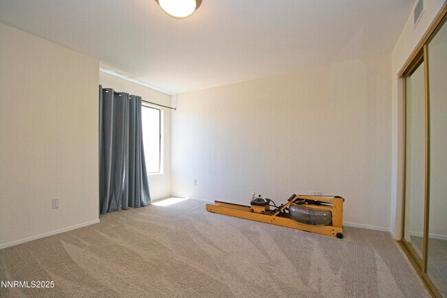 Building Photo - 2855 Idlewild Dr