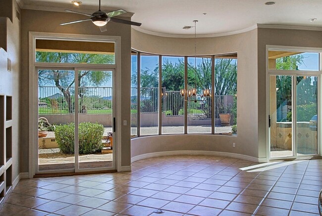 Building Photo - 9311 E Cavalry Dr