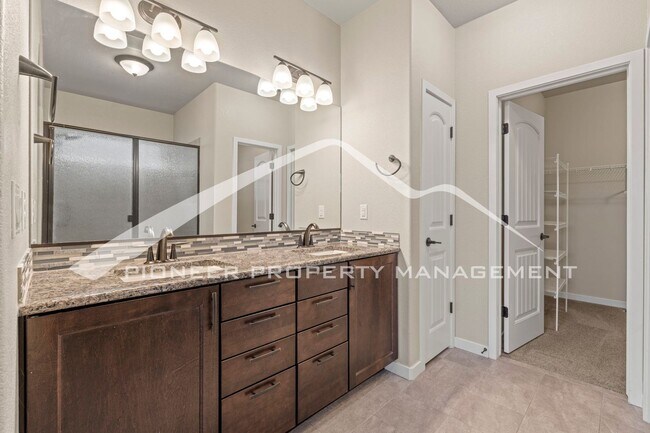 Building Photo - Luxury, Main Floor Ranch Home with EV Char...