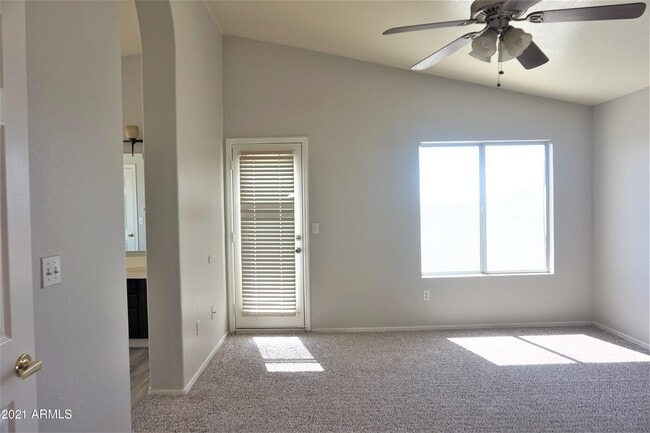 Building Photo - 1319 E Cathedral Rock Dr