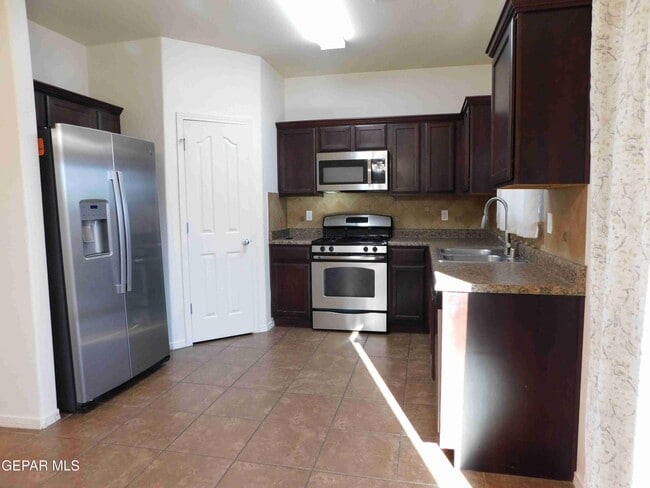 Building Photo - 14276 Rattler Point Dr