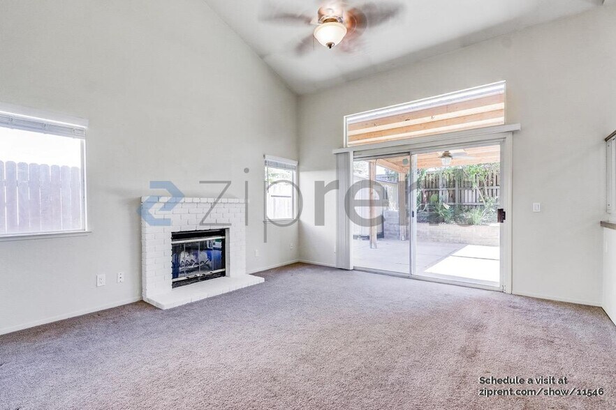 Building Photo - 5700 River Run Cir