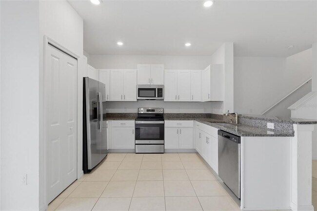 Building Photo - 32127 Powderpuff Mimosa Dr