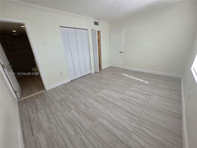 Building Photo - 3944 NE 167th St