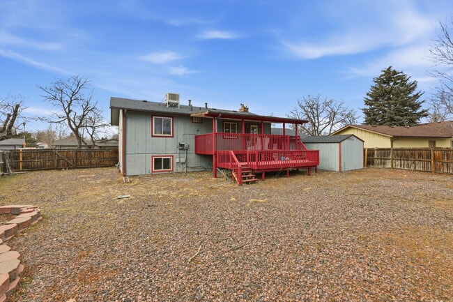 Building Photo - Split Level Home Features 4BD/2BA, Large Backyard and Deck. Newly Renovated Kitchen!  Convenient ...