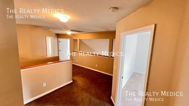 Building Photo - 1368 Crane Crest Way