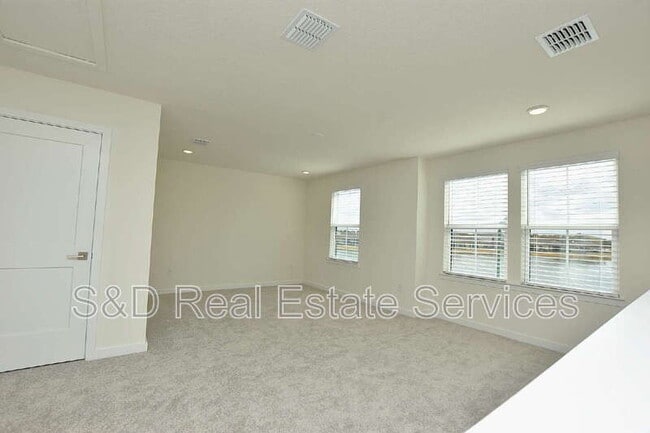 Building Photo - 3183 Cup Dr