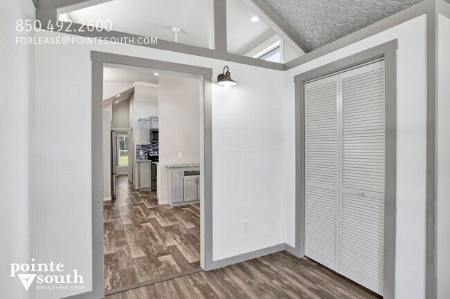 Building Photo - 12609 Bluegrass Loop