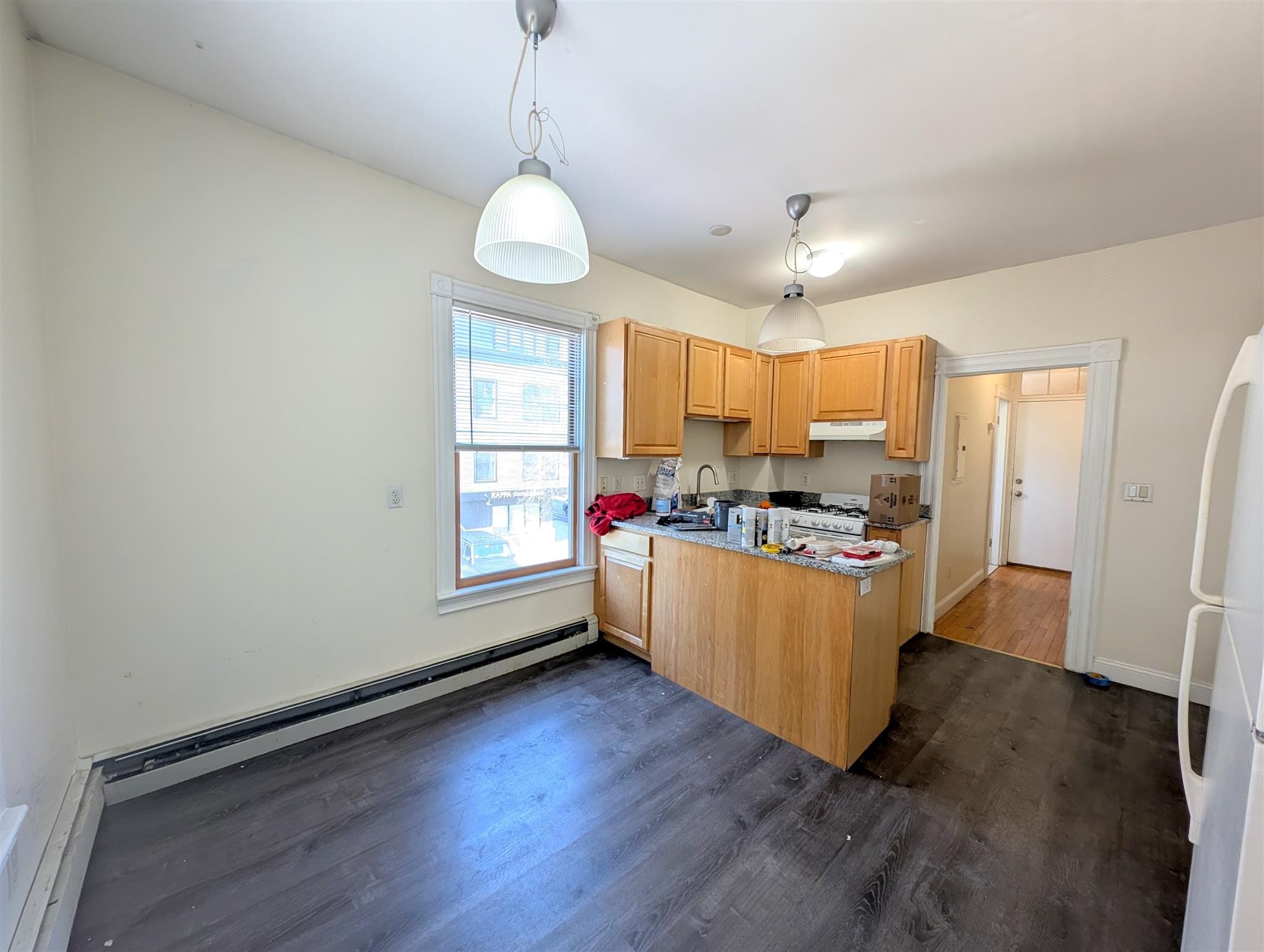 Building Photo - 393 Washington St